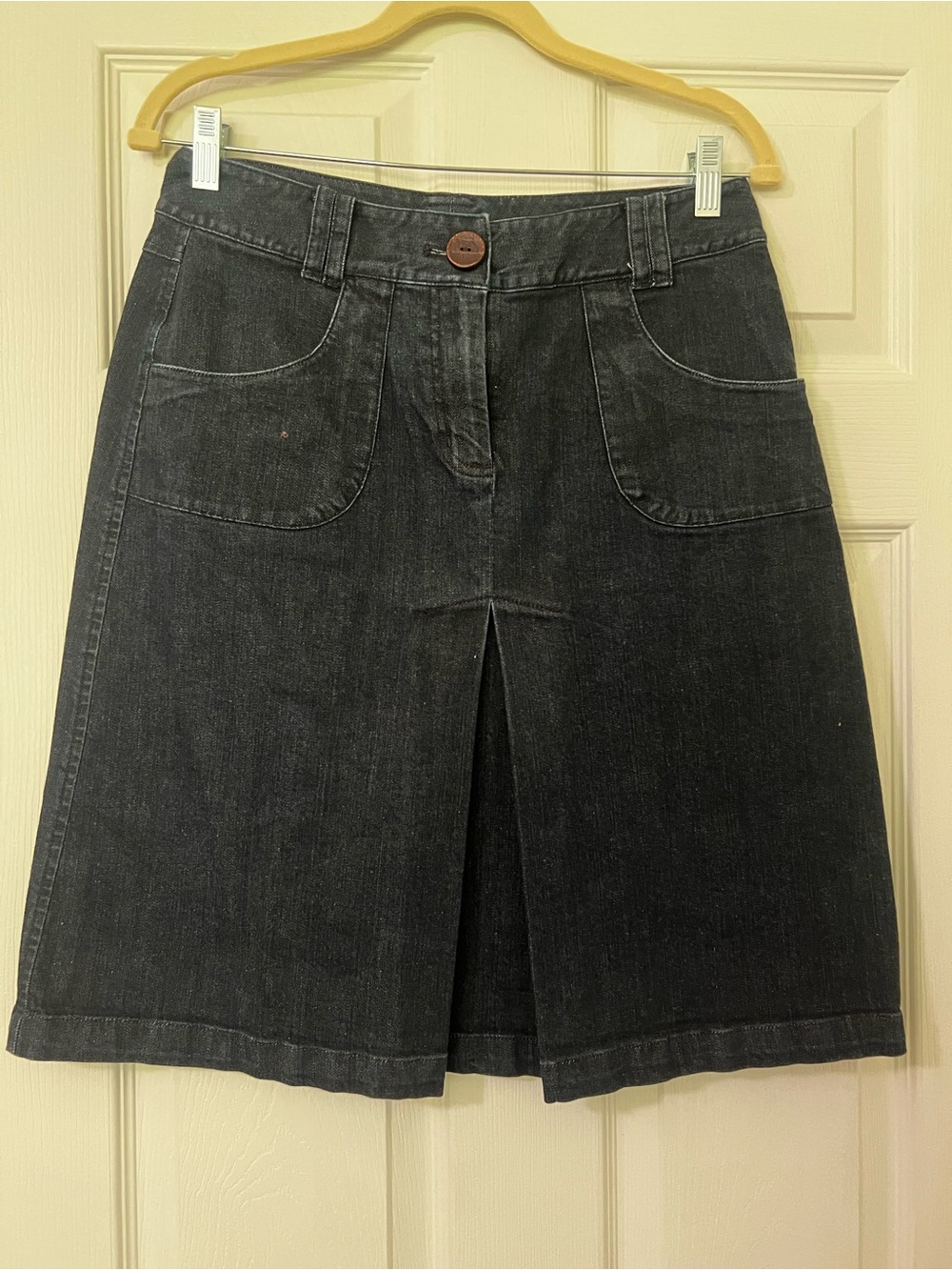 Talbots Women’s 8 Black Solid Denim Cotton Spandex Stretch A-Line Knee Zip